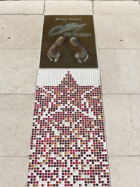 球队长期发 球队长期发